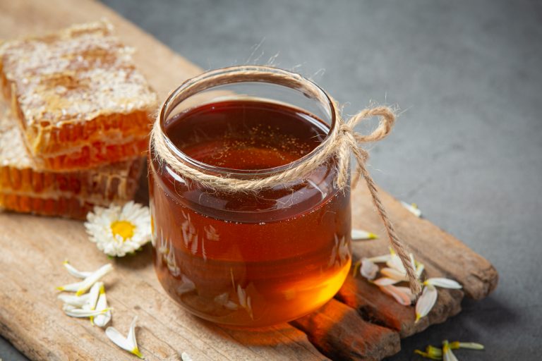 Vitamins in Honey: Health Benefits of Honey You Need to Know