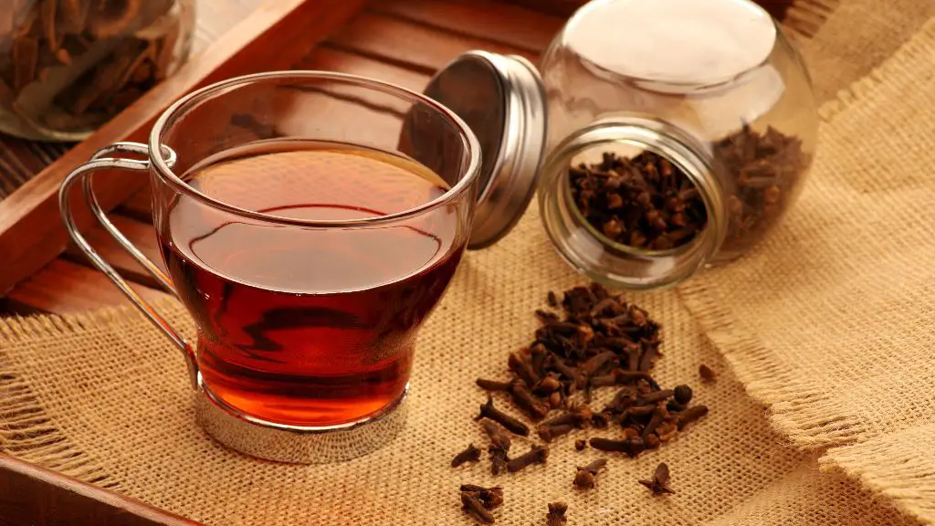 Health Benefits of Cloves Water